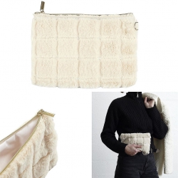 POCHETTE FLUFFY FAUSSE...